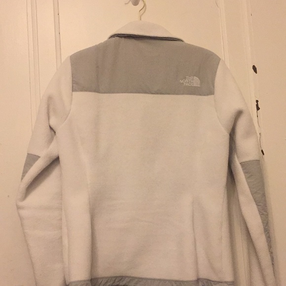 North Face Zip Fleece - Picture 2 of 5